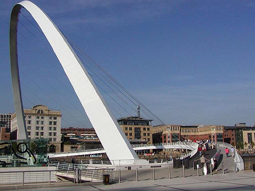 Photo 2, Gateshead Millennium Bridge, England