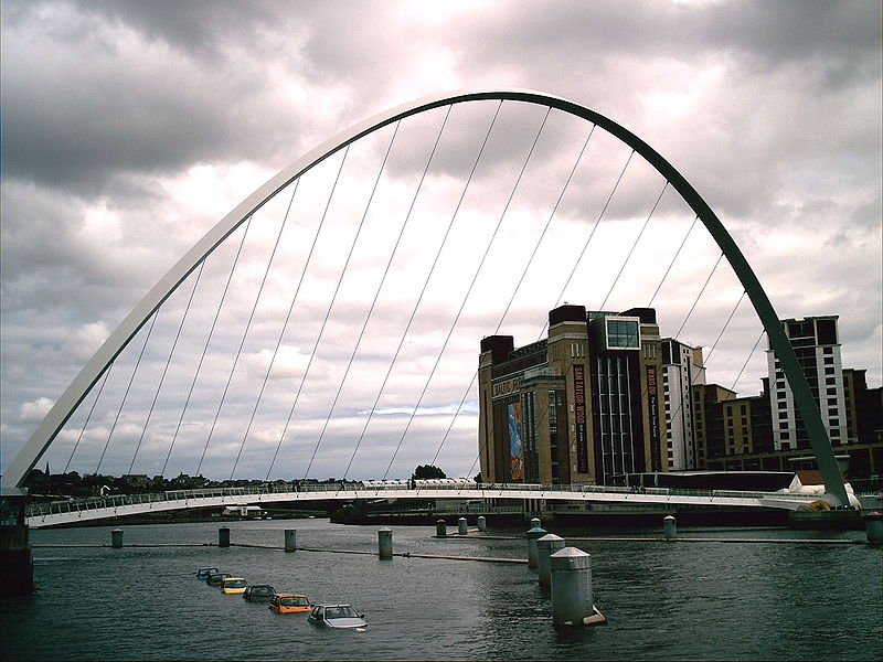 Photo 6, Gateshead Millennium Bridge, England