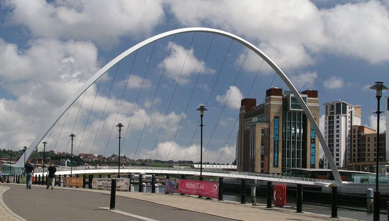 Photo 4, Gateshead Millennium Bridge, England