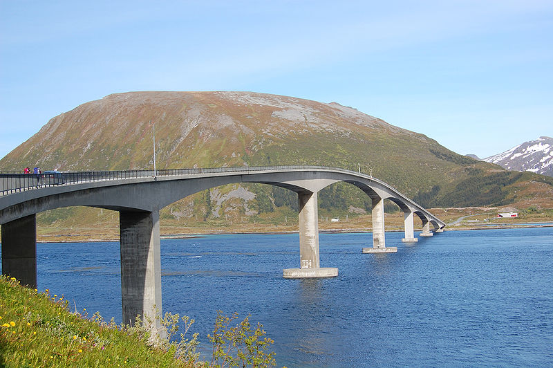 Photo 1, Gimsoystraumen Bridge, Norway