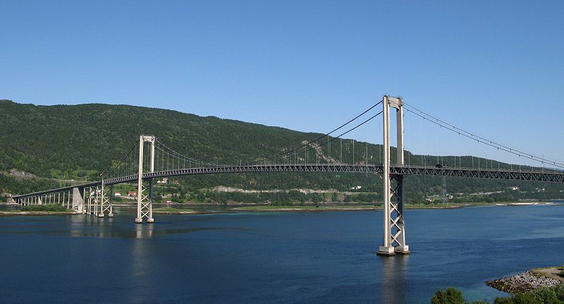 Photo 1, Tjeldsund Bridge, Norway